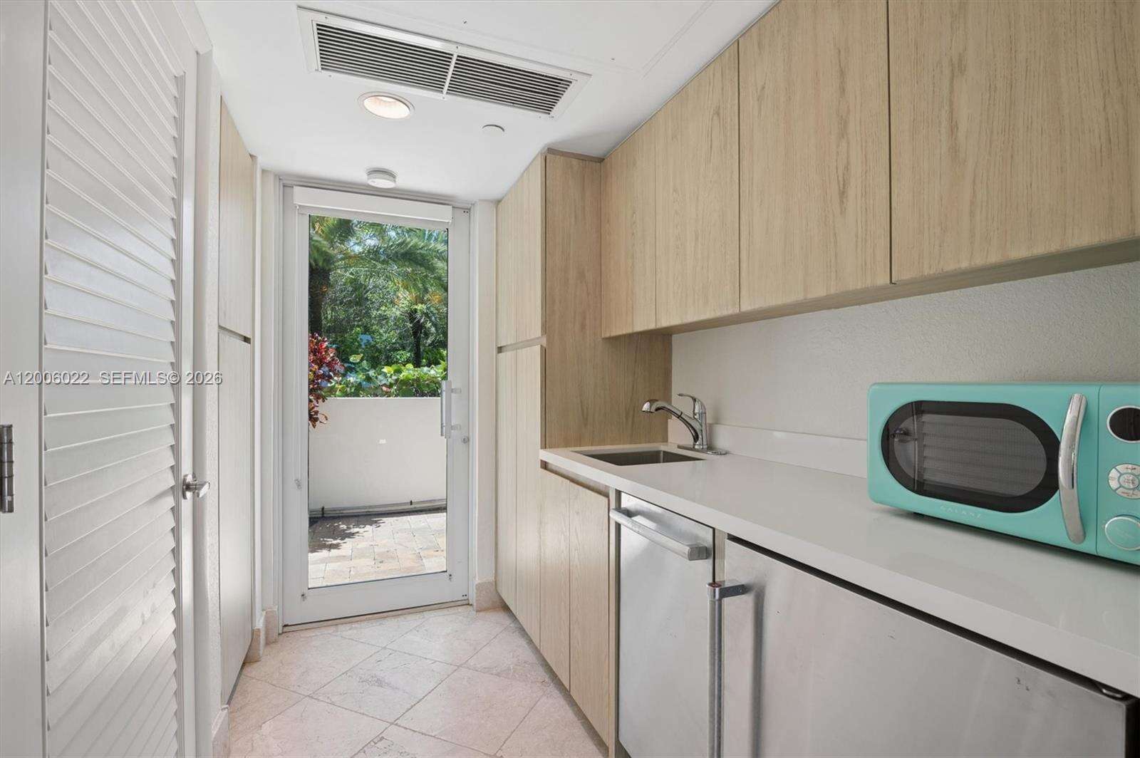 Continuum Unit #CABANA-14 | Picture 3