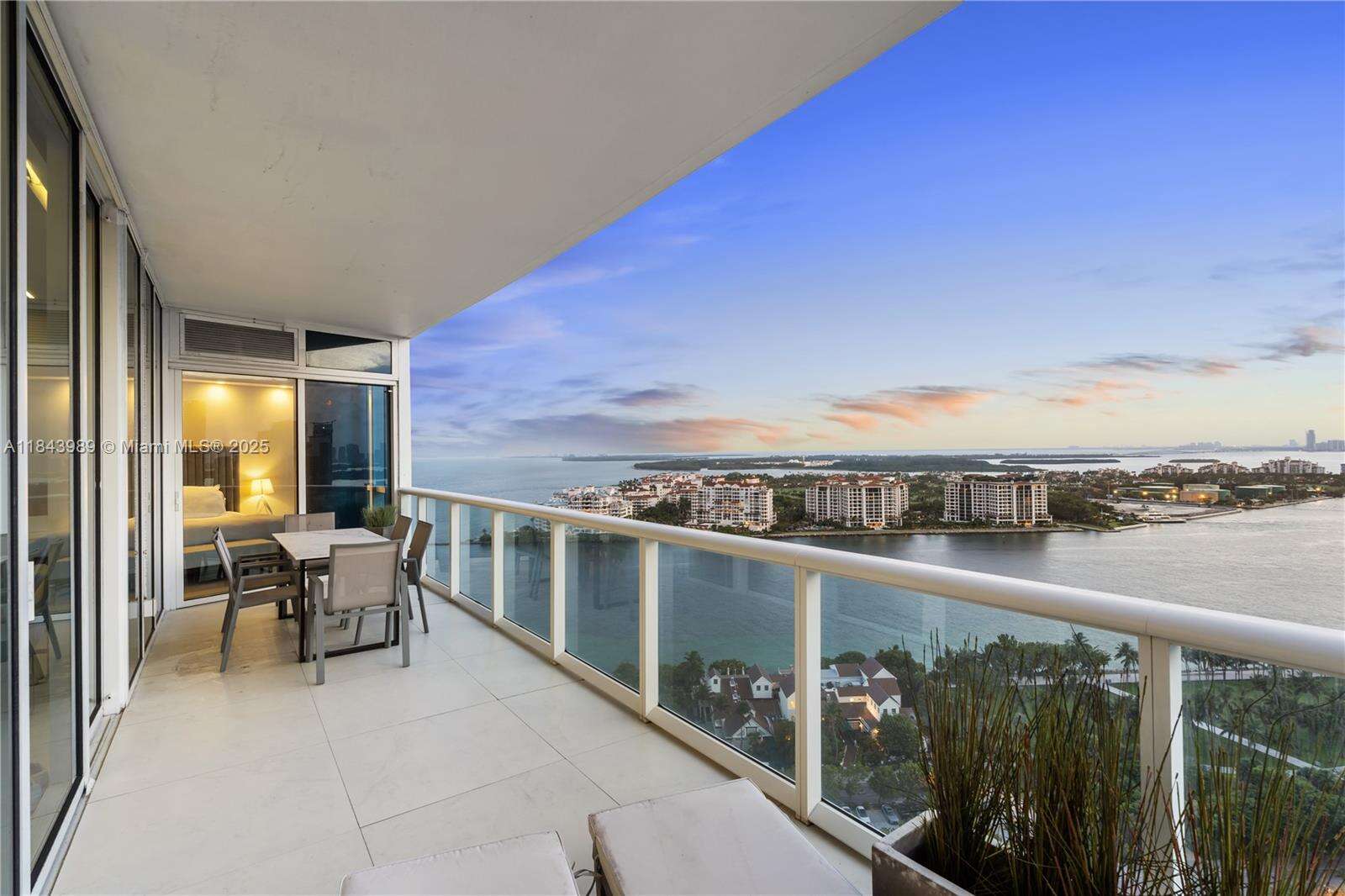 Continuum For Rent | Unit #2301