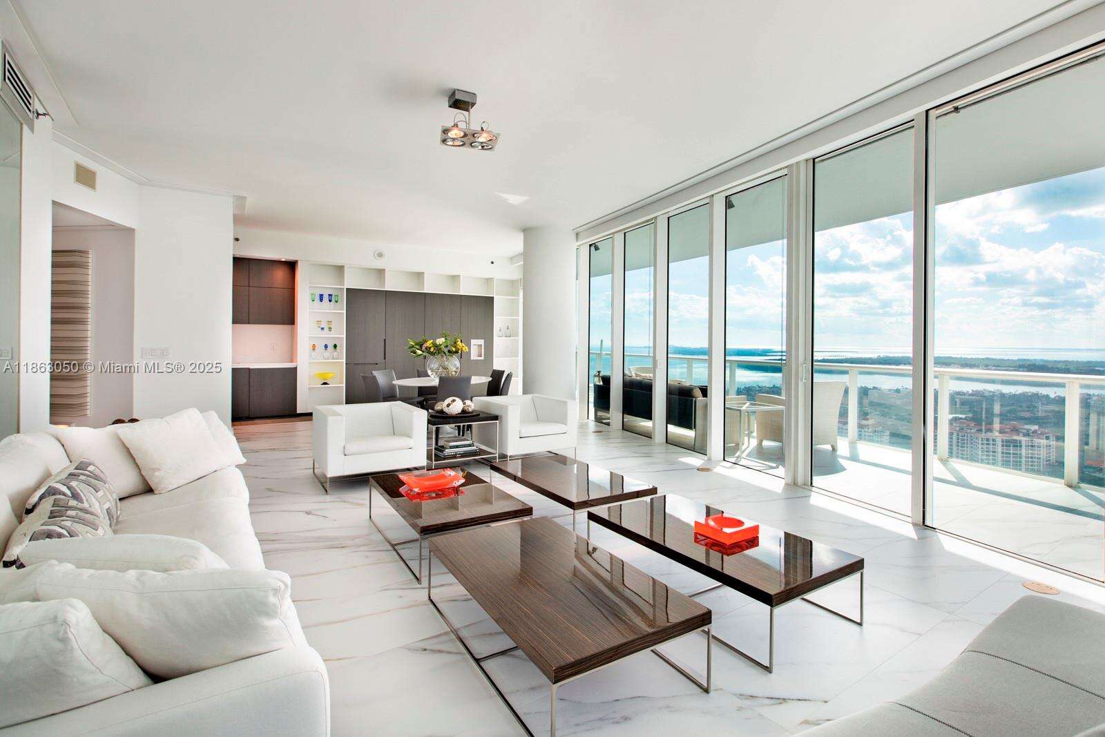 Continuum For Rent | Unit #3701