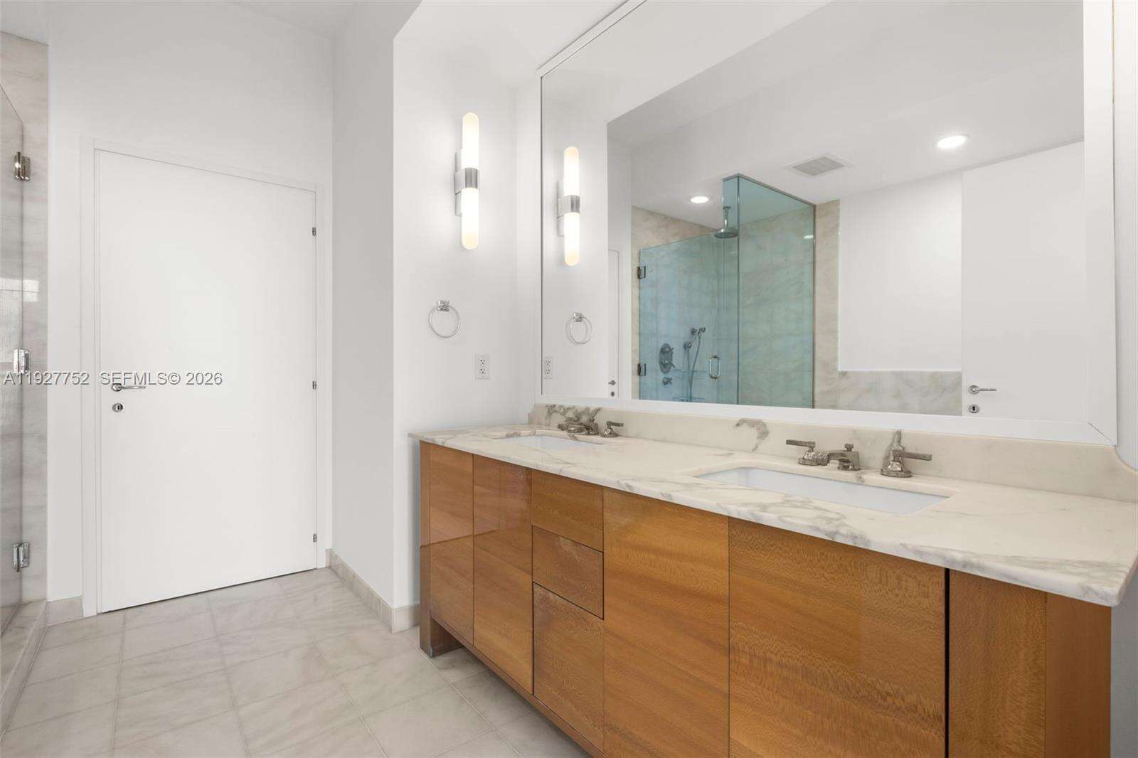 Continuum Unit #1107 | Picture 26