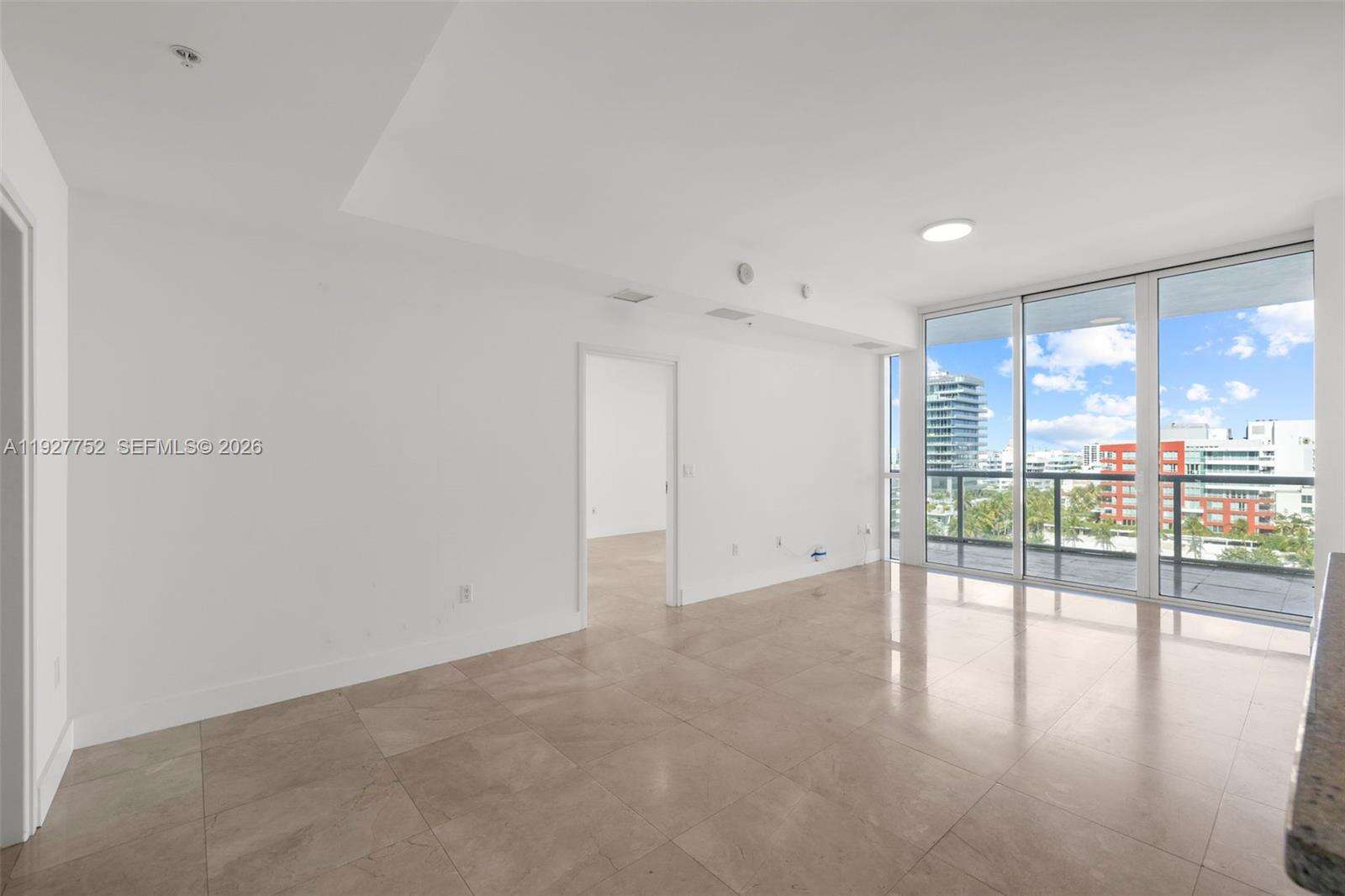 Continuum Unit #1107 | Picture 4