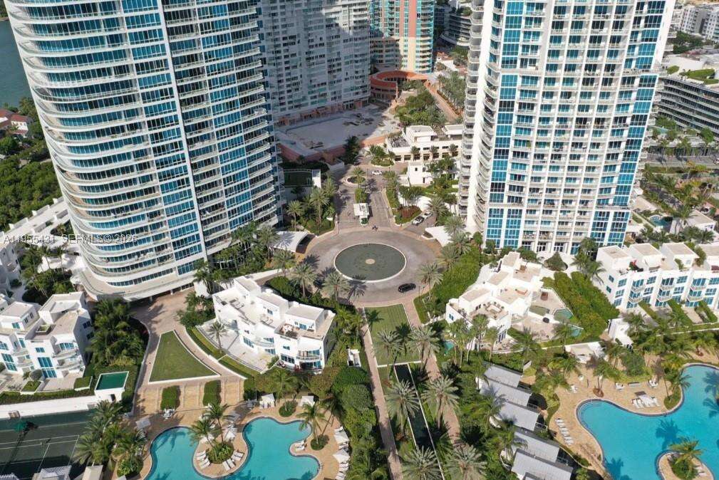 Continuum Unit #609 | Picture 20