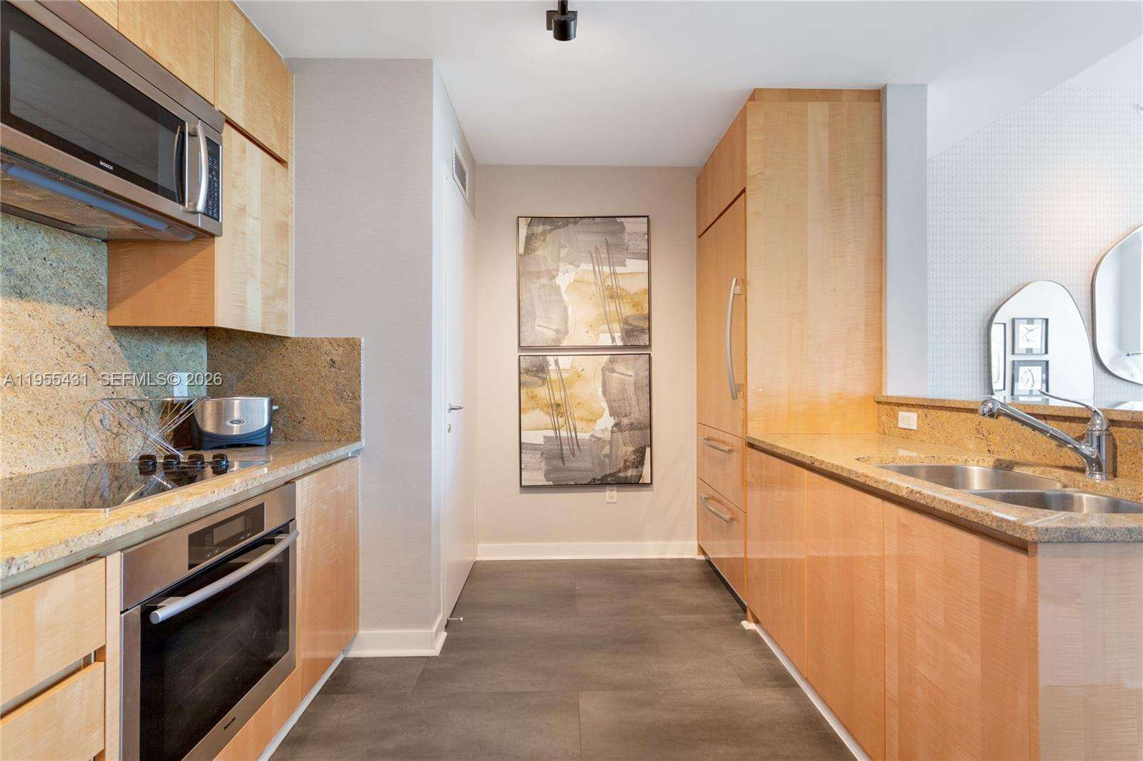 Continuum Unit #609 | Picture 4