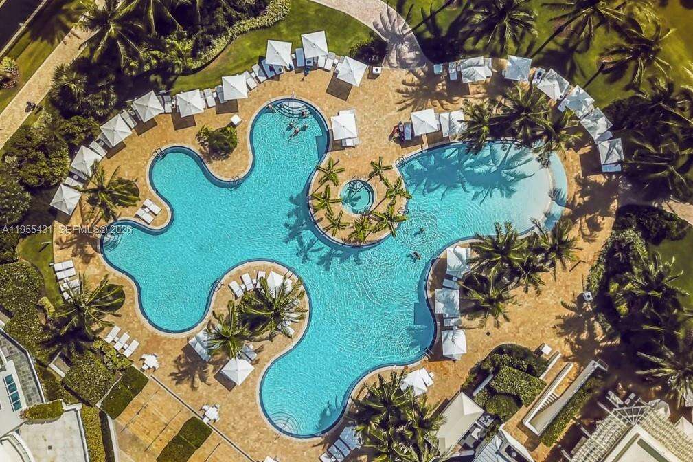 Continuum Unit #609 | Picture 38