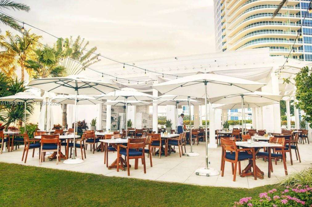 Continuum Unit #609 | Picture 39