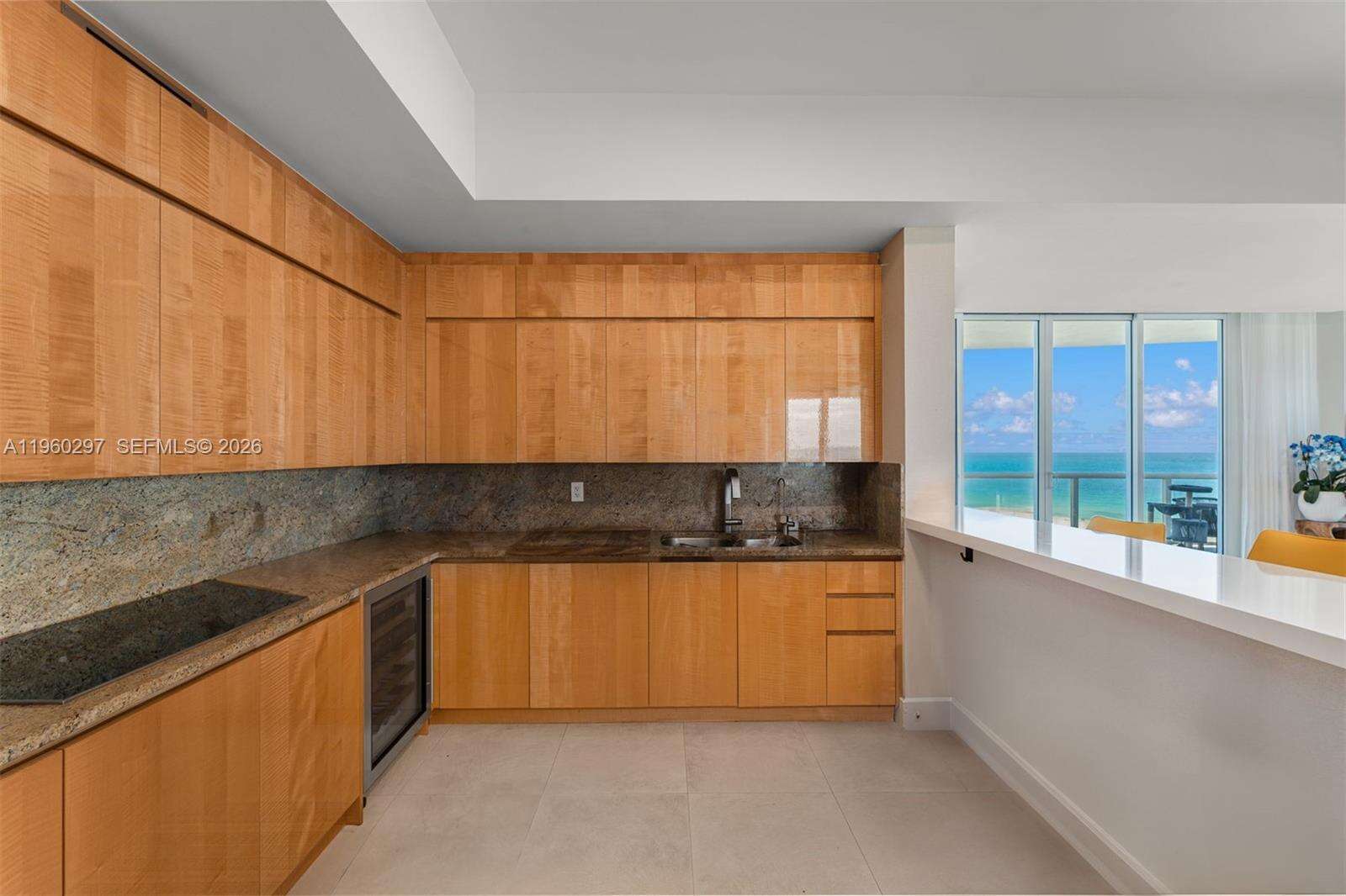 Continuum Unit #1201/08 | Picture 20