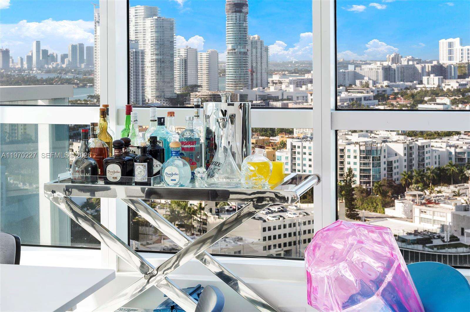 Continuum Unit #2101 | Picture 15