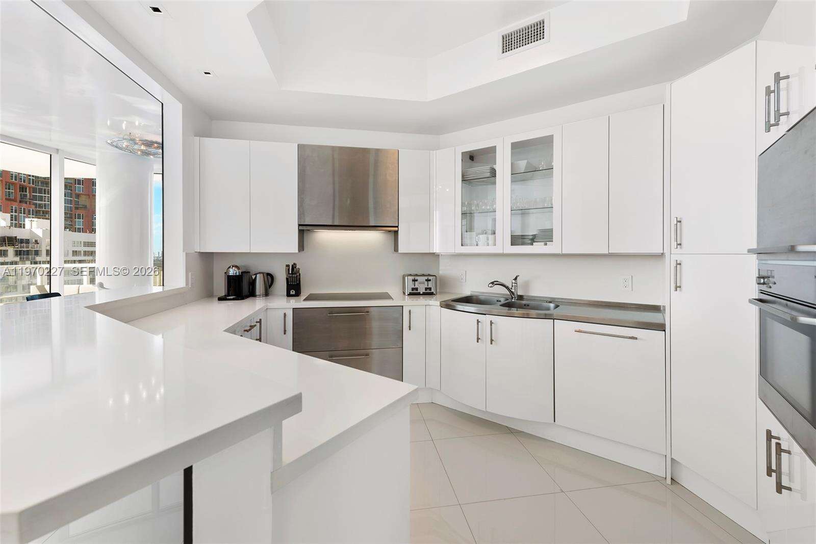 Continuum Unit #2101 | Picture 30