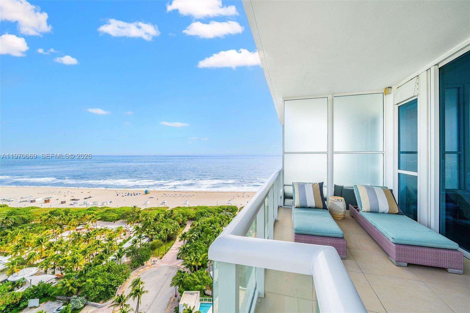 Continuum Unit #1807 | Picture 1