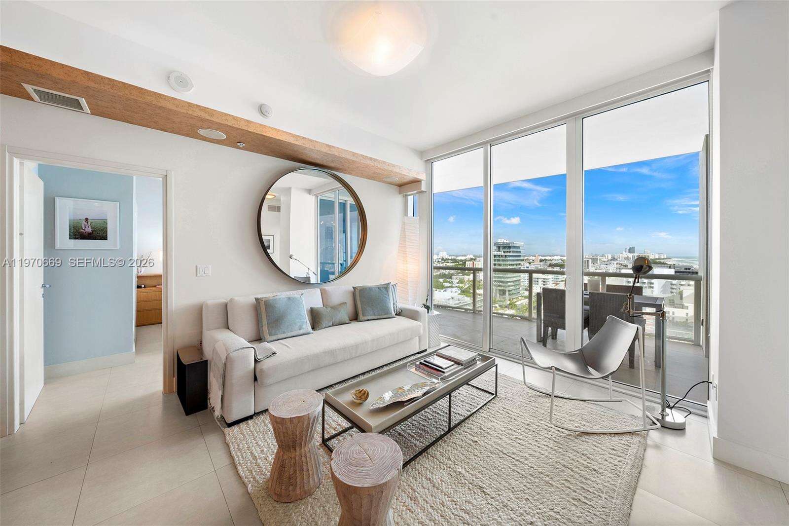 Continuum Unit #1807 | Picture 7