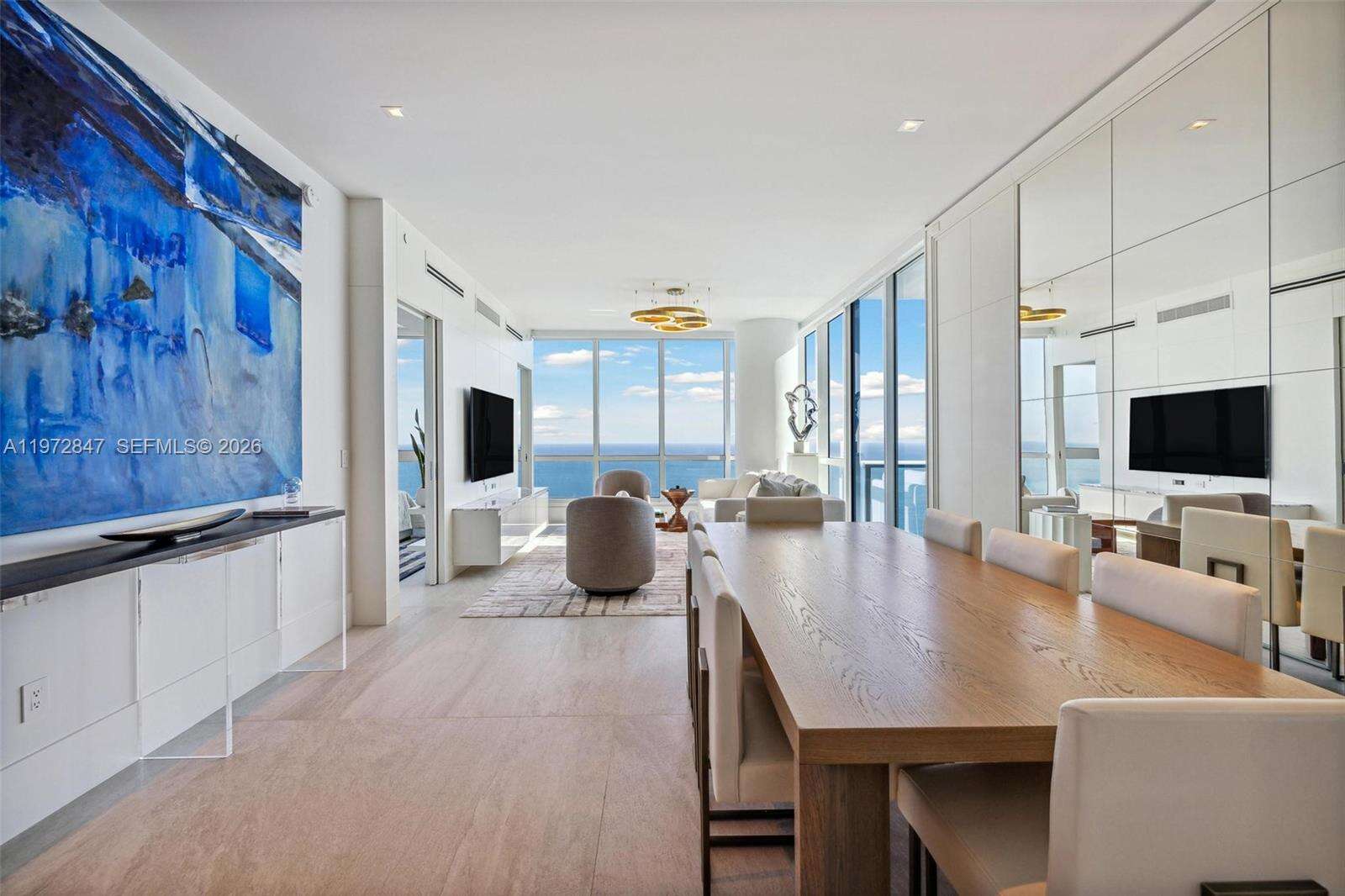 Continuum Unit #3905 | Picture 2