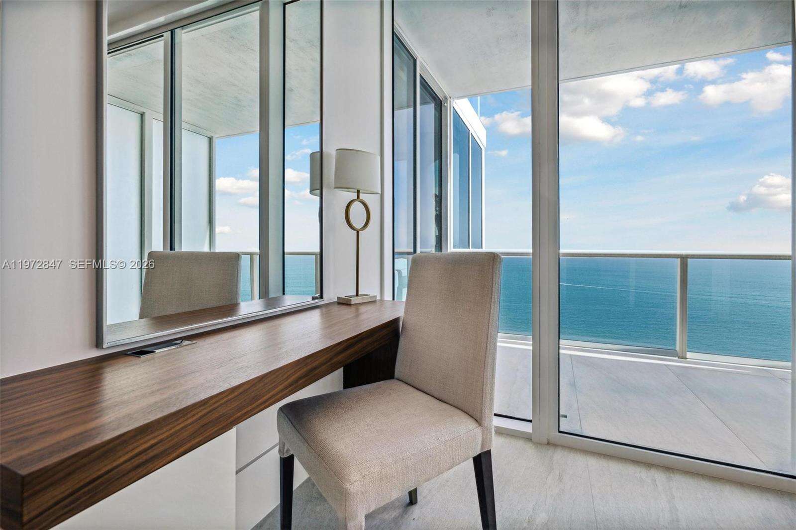 Continuum Unit #3905 | Picture 11