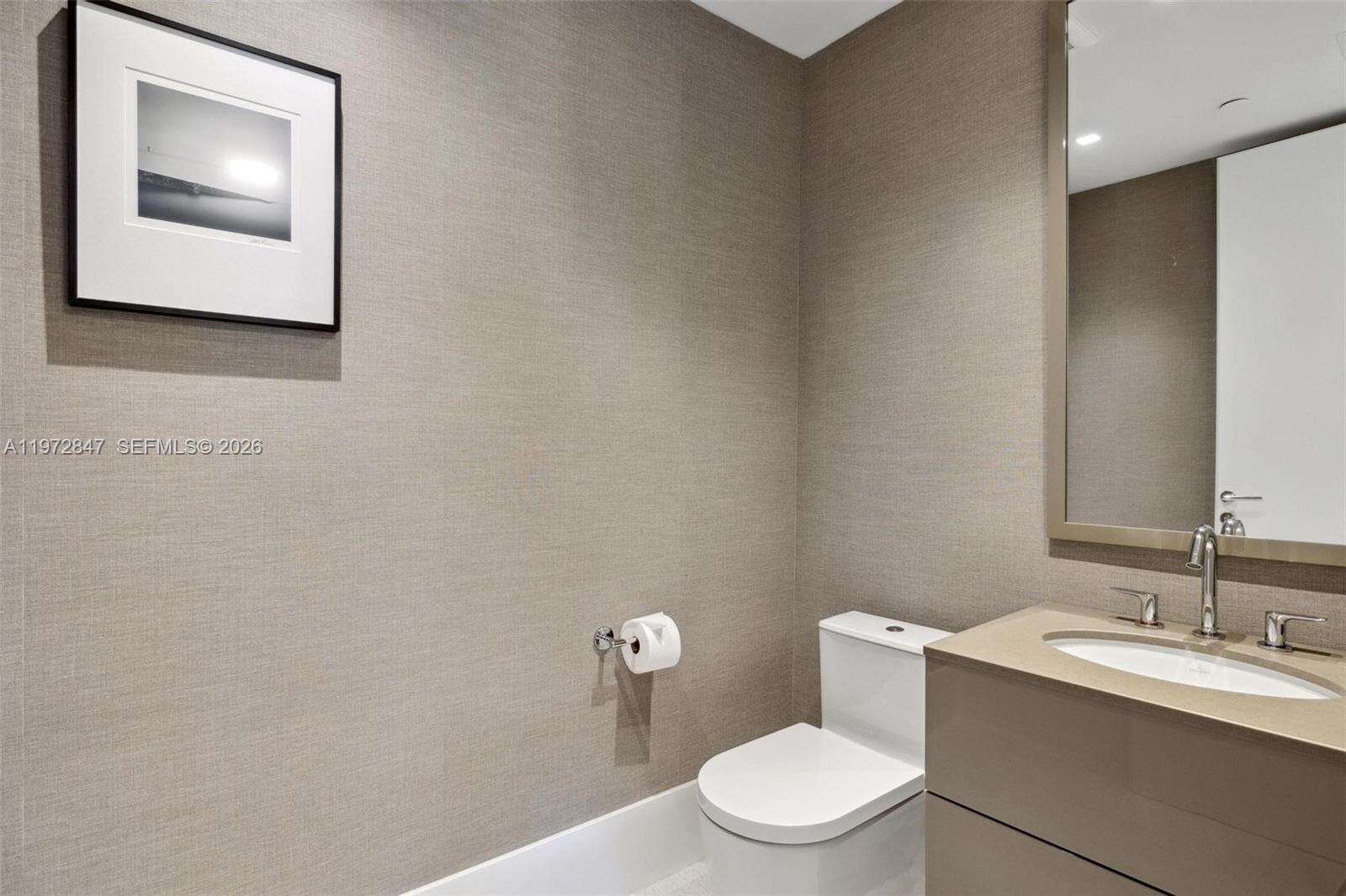 Continuum Unit #3905 | Picture 13