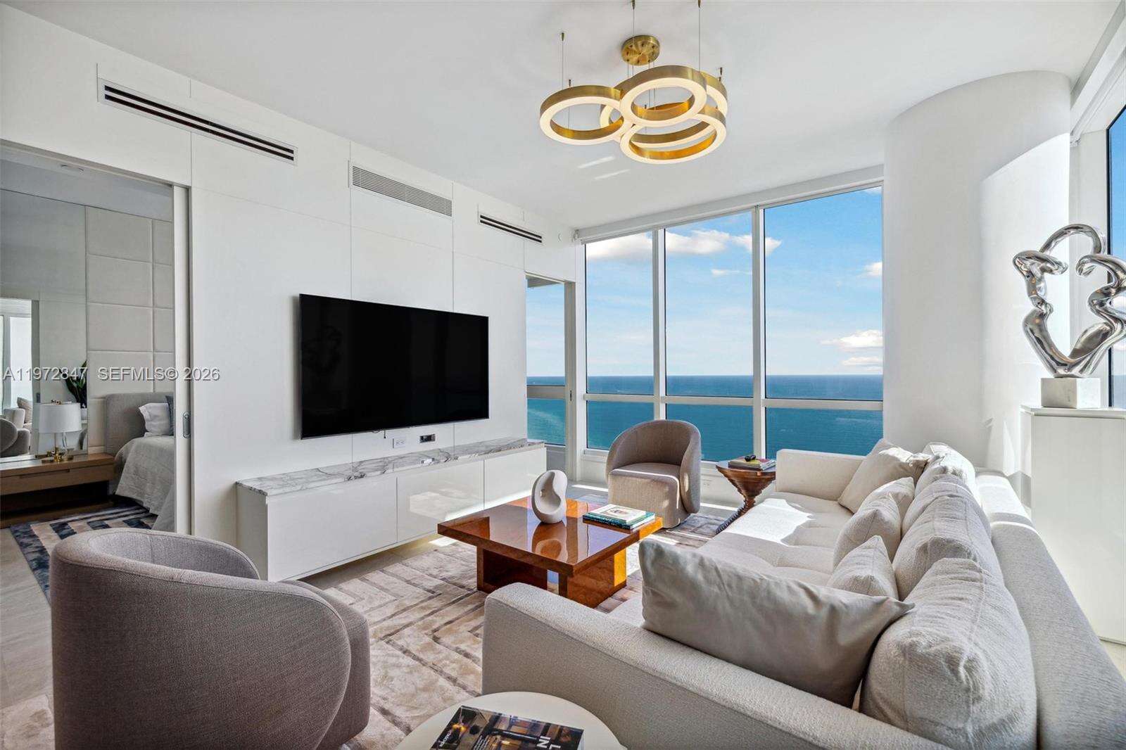 Continuum Unit #3905 | Picture 4