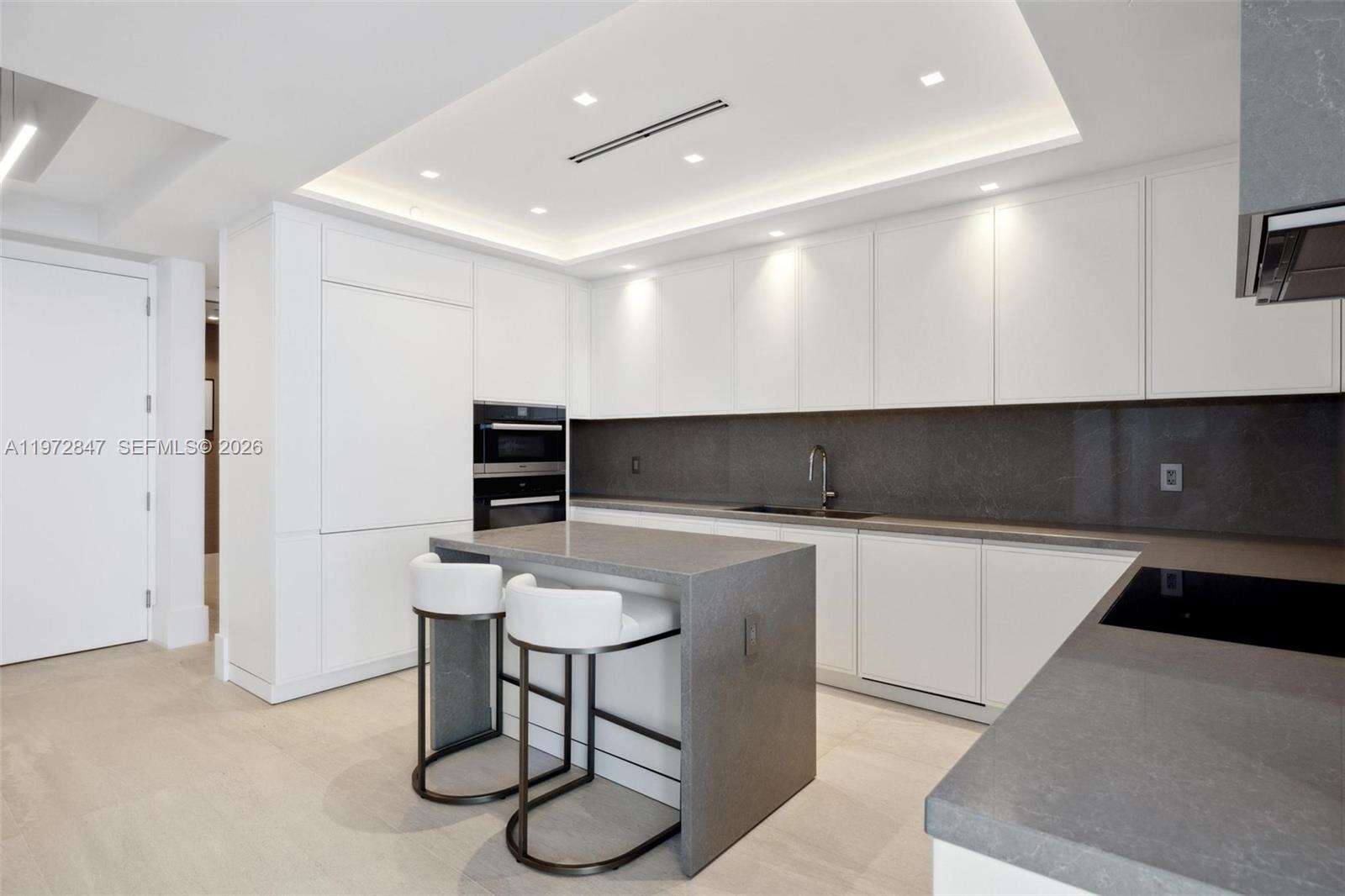 Continuum Unit #3905 | Picture 7