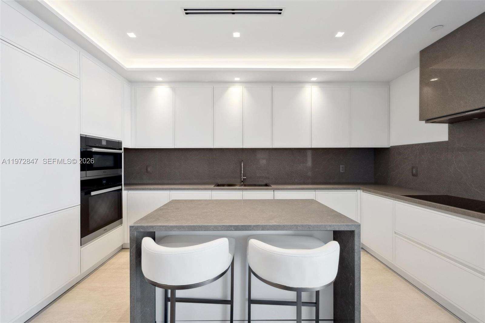 Continuum Unit #3905 | Picture 8