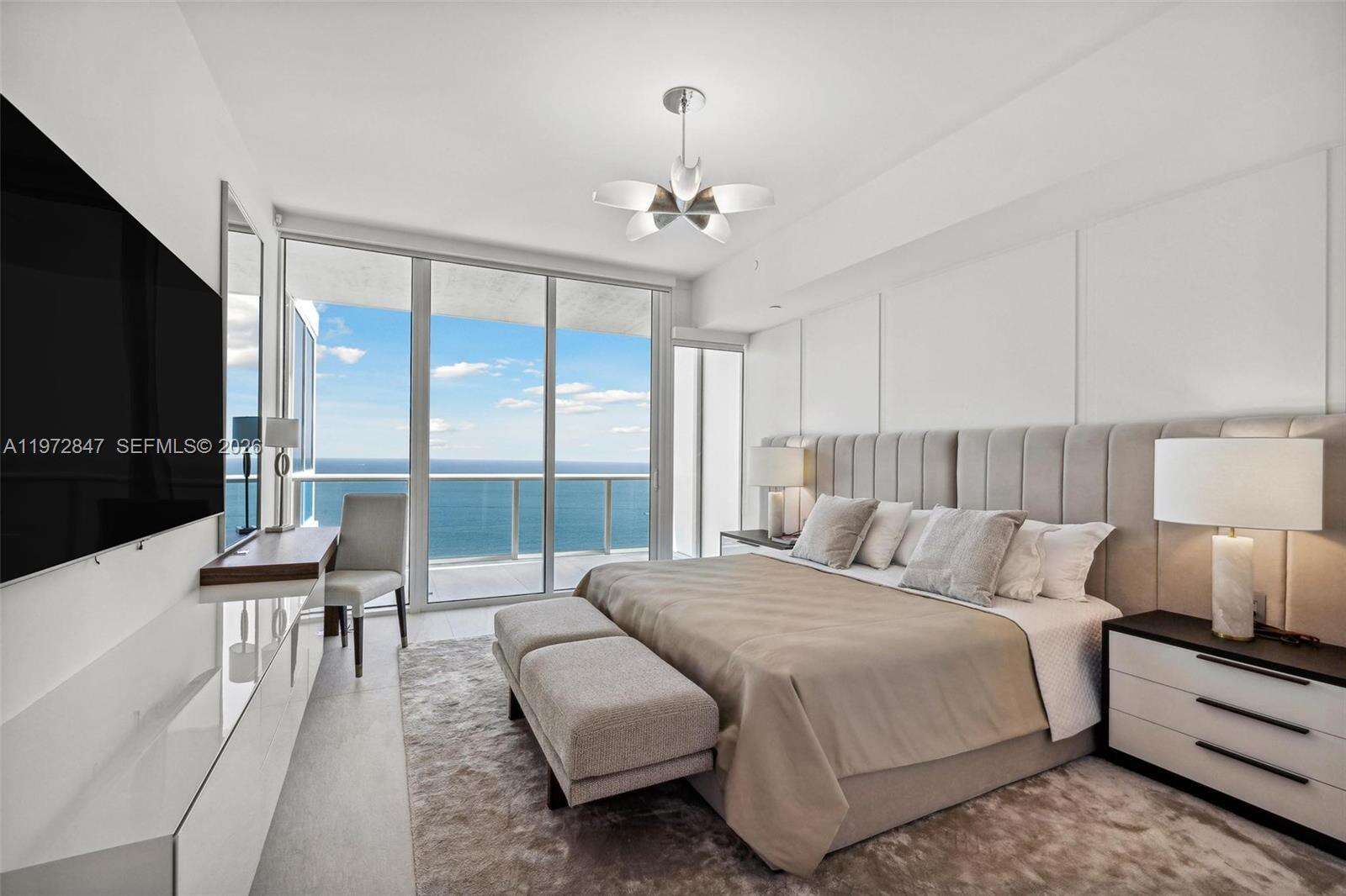 Continuum Unit #3905 | Picture 10