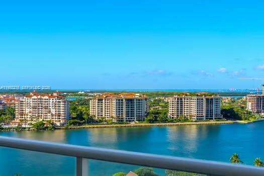 Continuum Unit #1701 | Picture 32