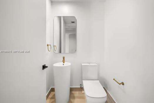 Continuum Unit #1701 | Picture 6