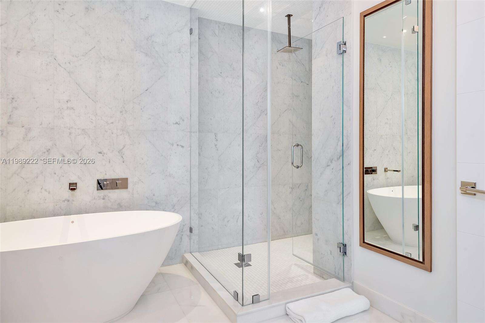 Continuum Unit #708 | Picture 30