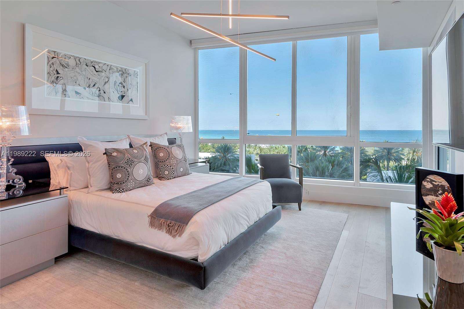 Continuum Unit #708 | Picture 35