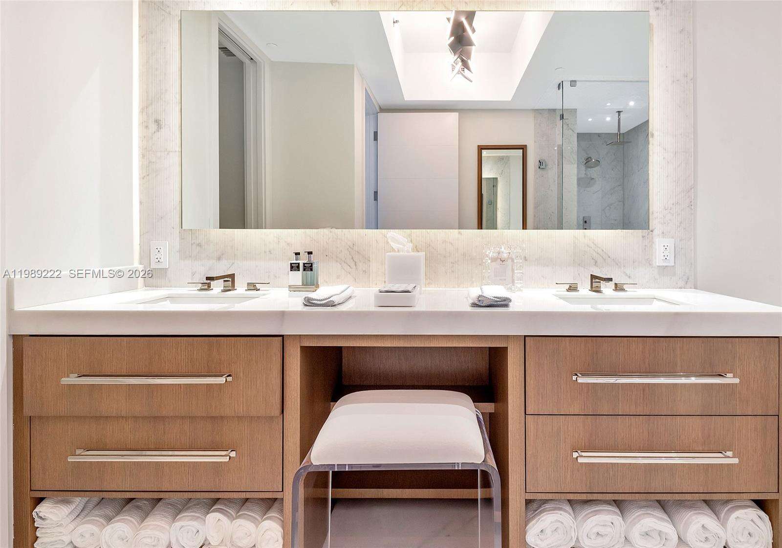 Continuum Unit #708 | Picture 9