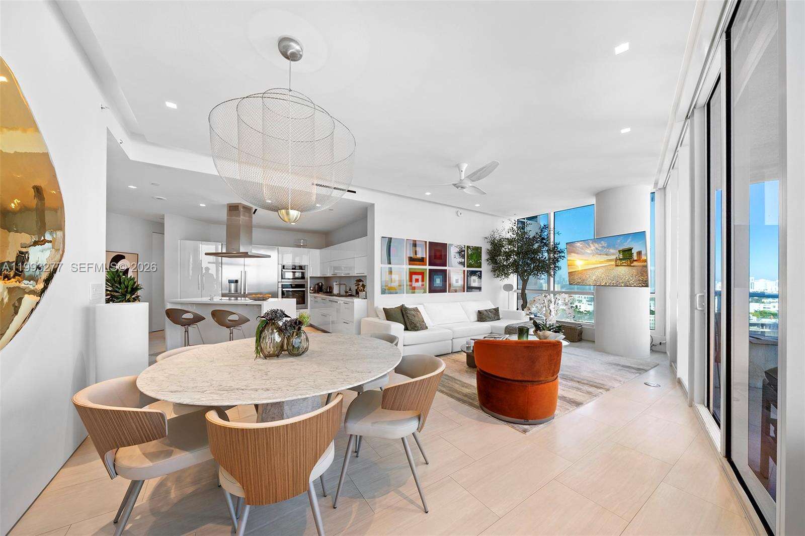 Continuum Unit #1409 | Picture 6