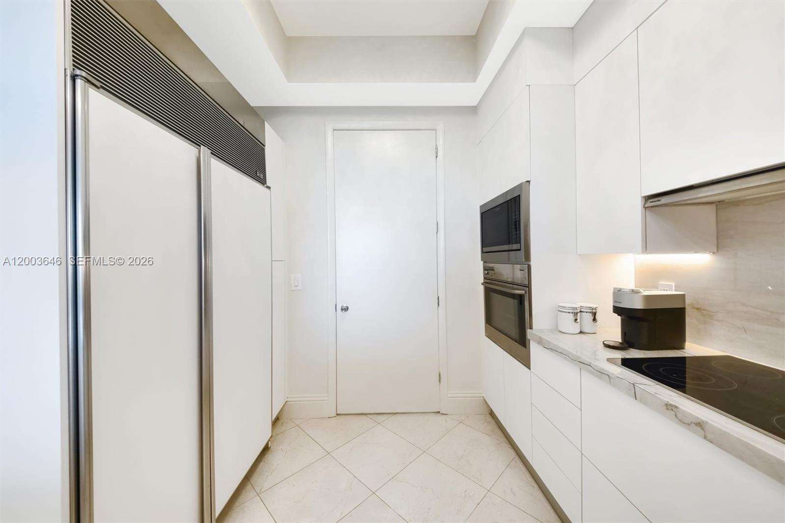 Continuum Unit #702 | Picture 12