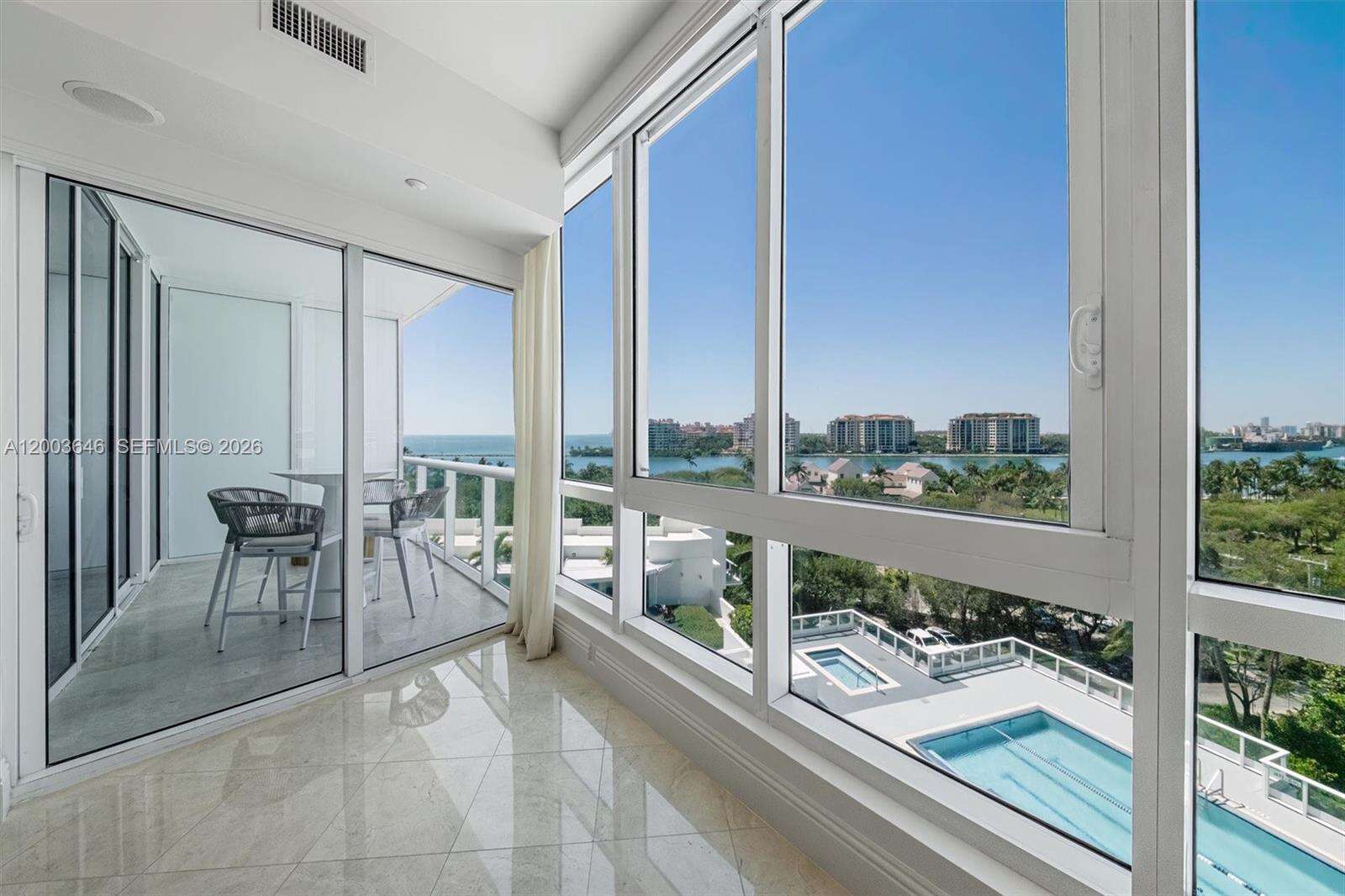 Continuum Unit #702 | Picture 22