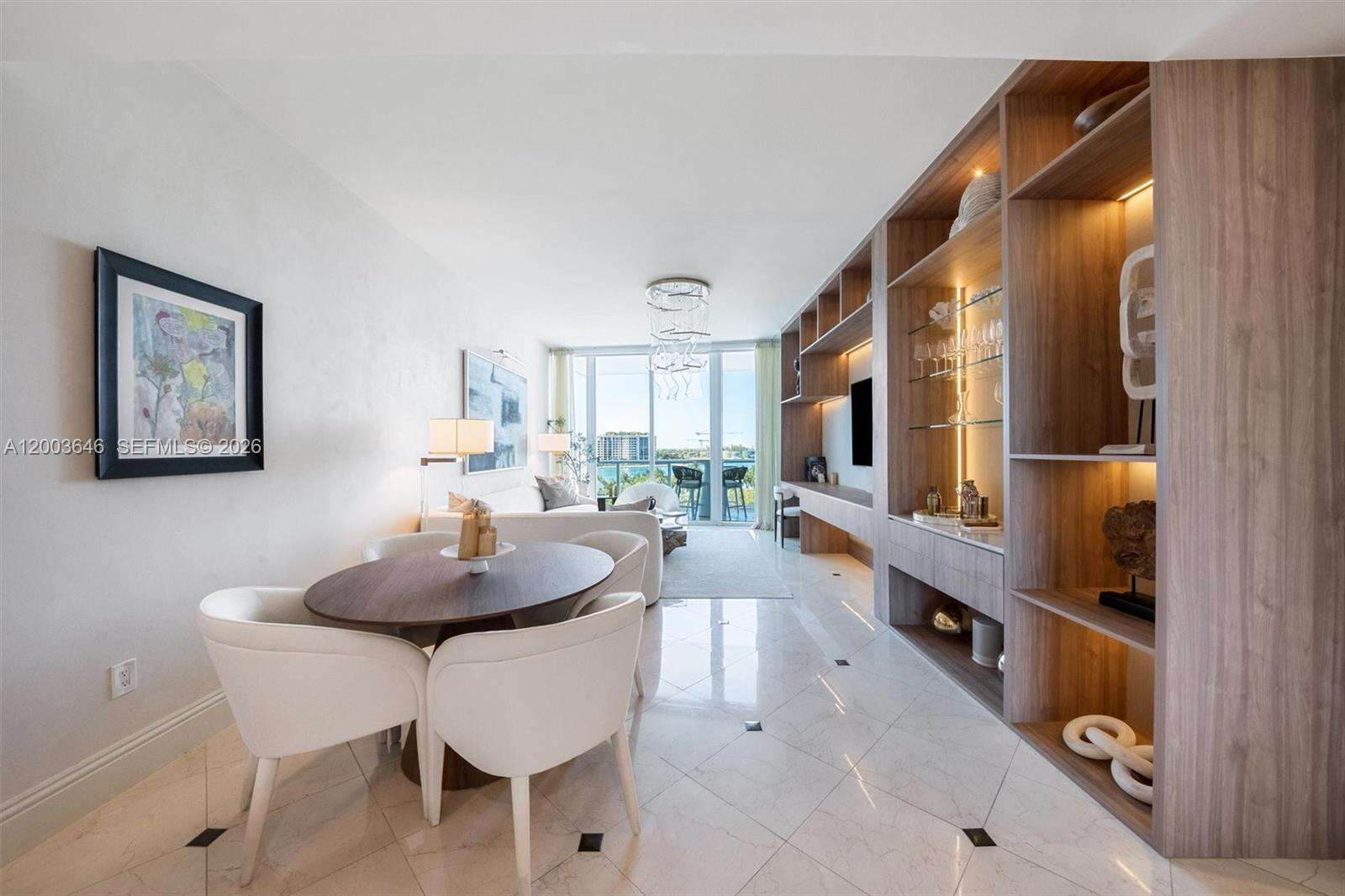 Continuum Unit #702 | Picture 6