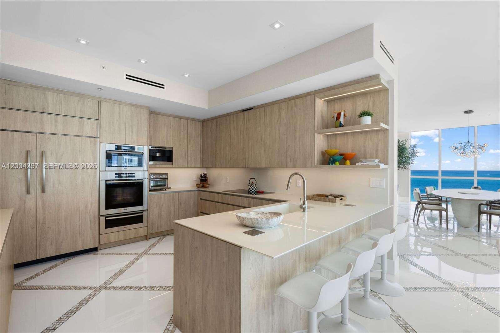 Continuum Unit #1502/03 | Picture 12