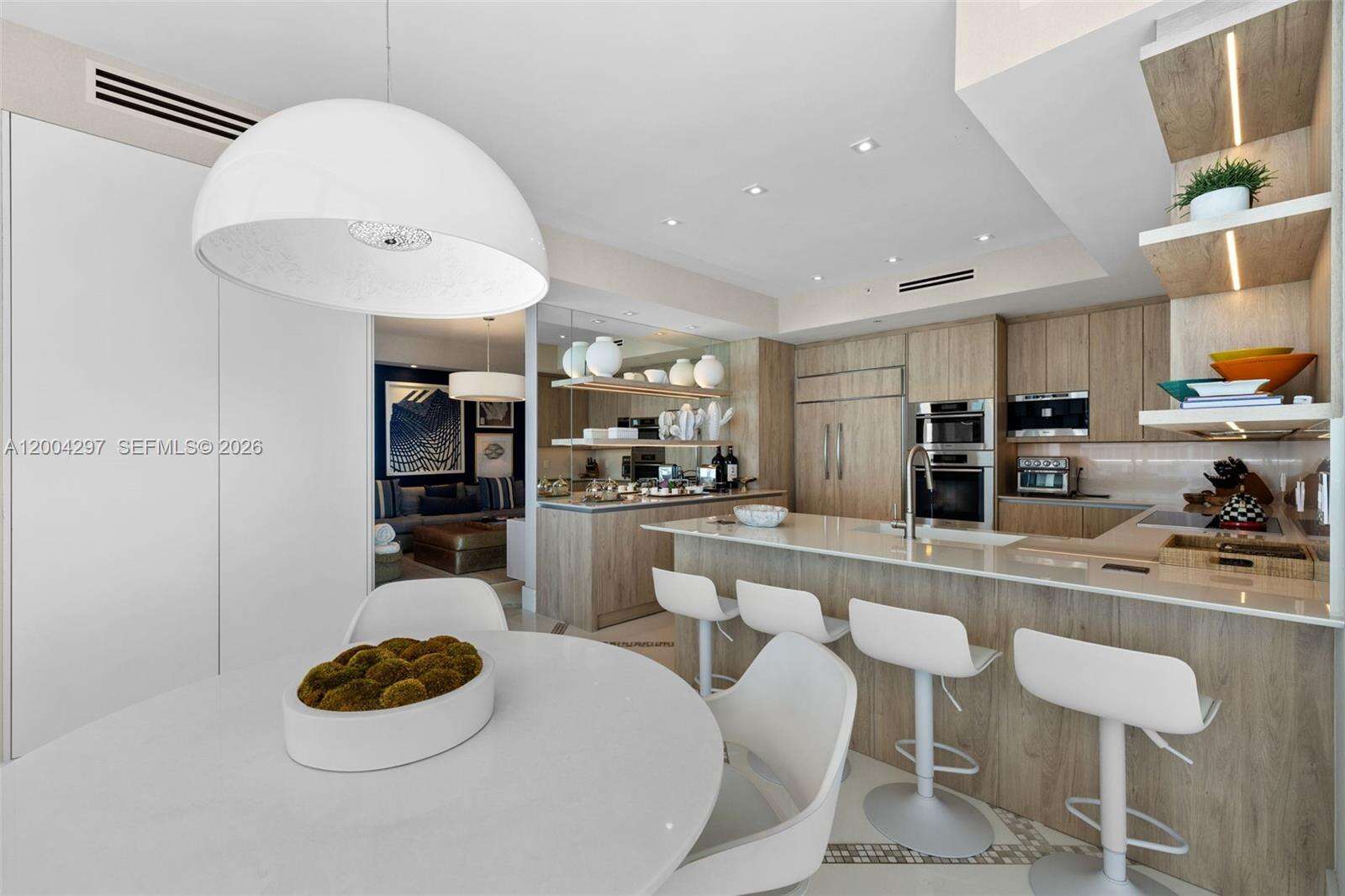 Continuum Unit #1502/03 | Picture 13