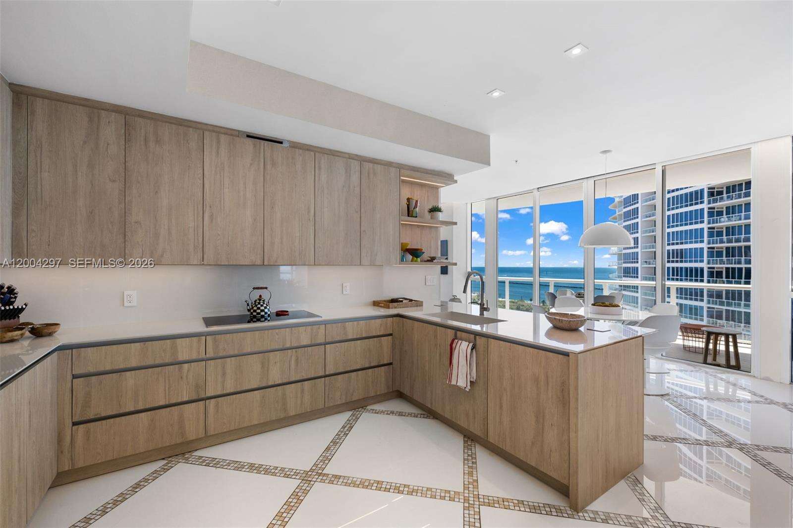 Continuum Unit #1502/03 | Picture 14