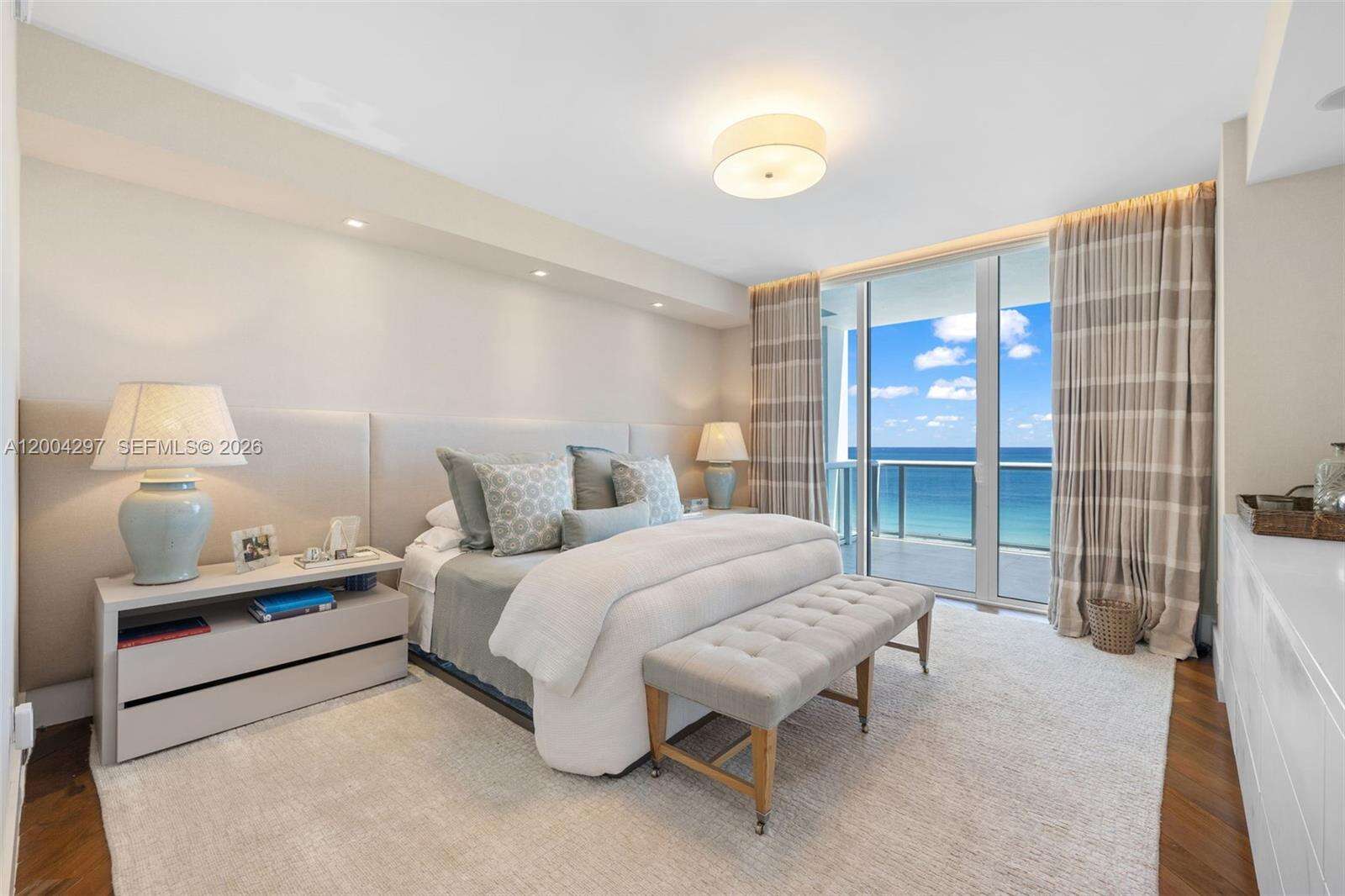 Continuum Unit #1502/03 | Picture 21