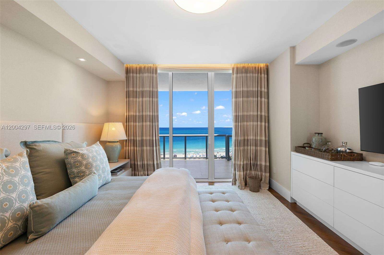 Continuum Unit #1502/03 | Picture 22