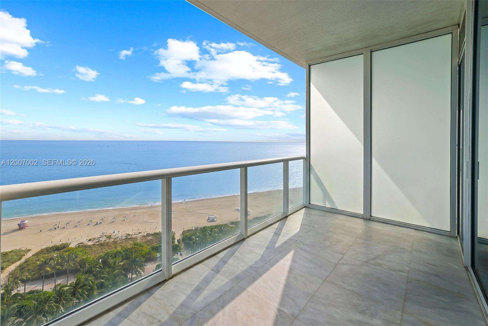 Continuum Unit #2107 | Picture 21