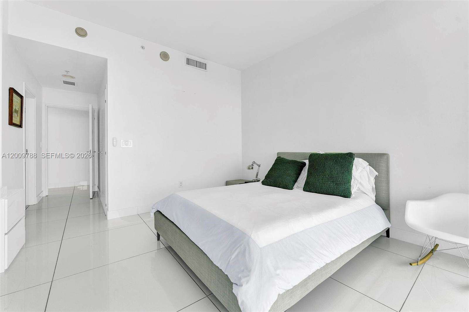 Continuum Unit #2102 | Picture 15