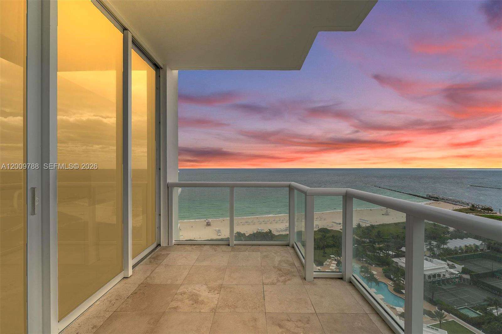 Continuum Unit #2102 | Picture 24