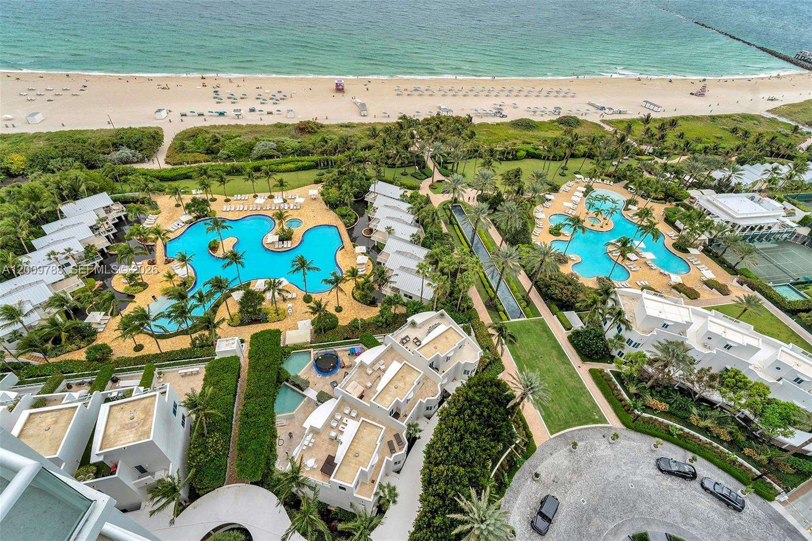 Continuum Unit #2102 | Picture 25